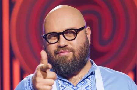 Кого выгнали с Мастер Шеф 15 в 4 сезоне Евгений Комаров